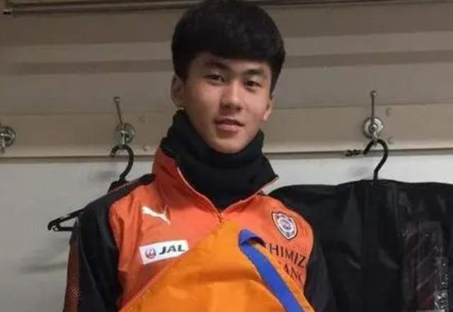 国产美女精品自拍